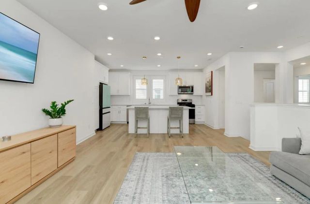 14419 Segal Way, San Diego, CA 92126