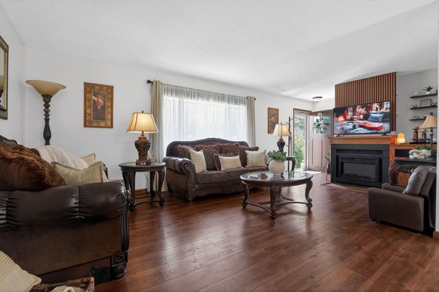 7335 Clayton Avenue, Inver Grove Heights, MN 55076