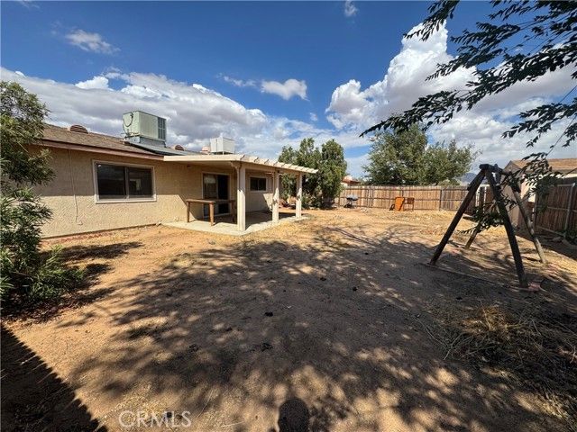 21815 Klickitat Avenue, Apple Valley, CA 92307