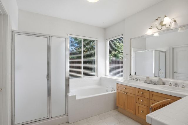 4201 Belvedere Ct, Modesto, CA 95357