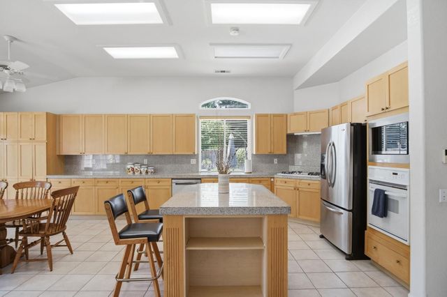 4201 Belvedere Ct, Modesto, CA 95357