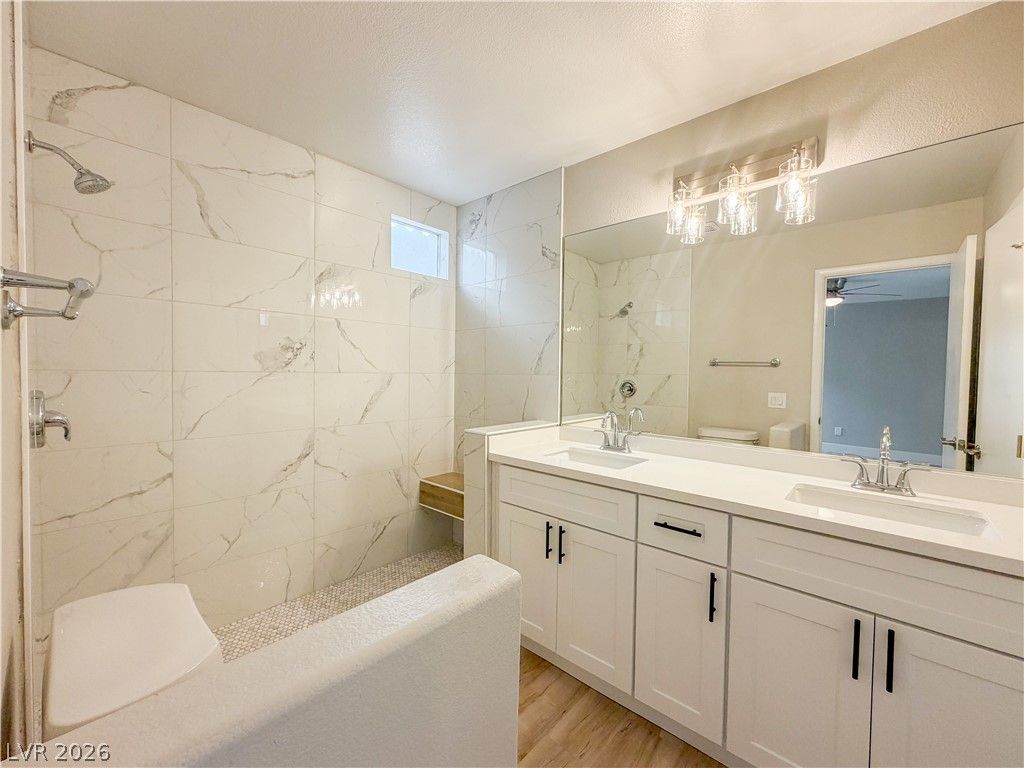 Image 8 of property listing at 935 Plantain Lily Avenue, Las Vegas, NV 89183