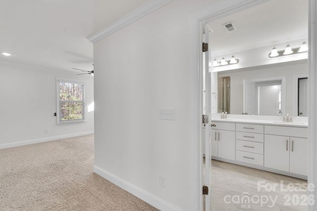 11715 Clems Branch Drive, Charlotte, NC 28277