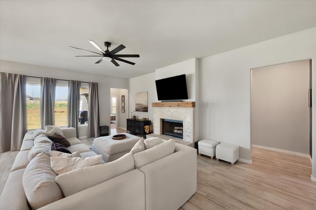 130 Red Cliff Court, Rhome, TX 76078