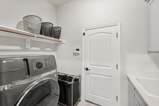 130 Red Cliff Court, Rhome, TX 76078