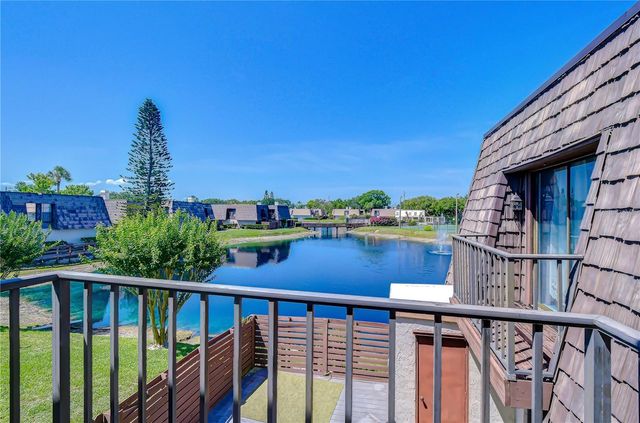 15406 E POND WOODS DRIVE 15406, Tampa, FL 33618