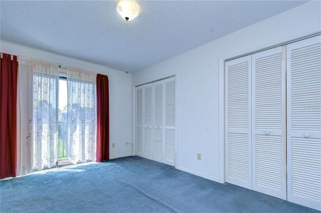 15406 E POND WOODS DRIVE 15406, Tampa, FL 33618