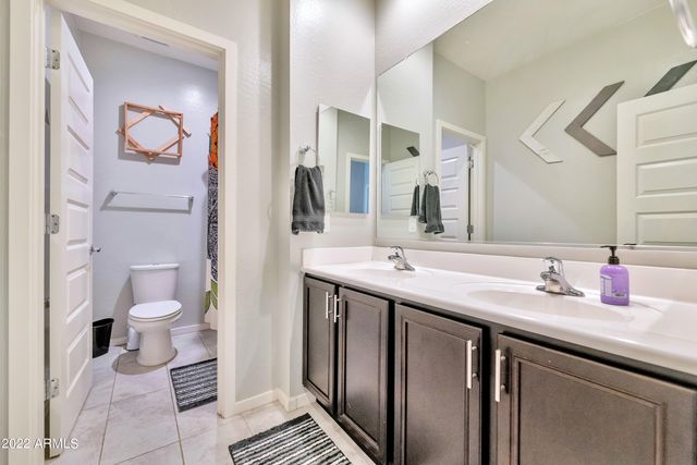 359 W SALALI Trail, San Tan Valley, AZ 85140