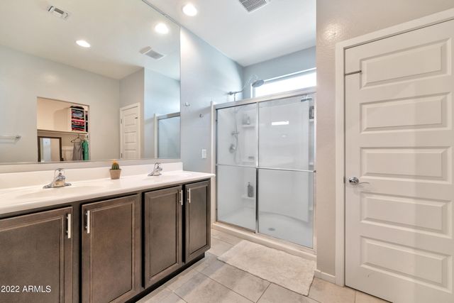 359 W SALALI Trail, San Tan Valley, AZ 85140