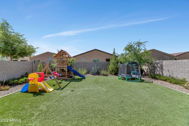 359 W SALALI Trail, San Tan Valley, AZ 85140