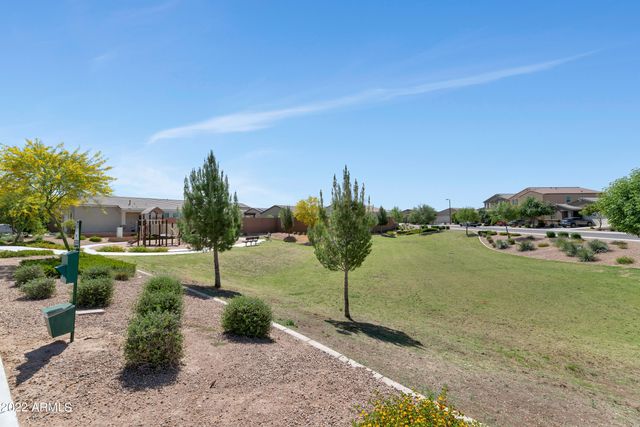 359 W SALALI Trail, San Tan Valley, AZ 85140
