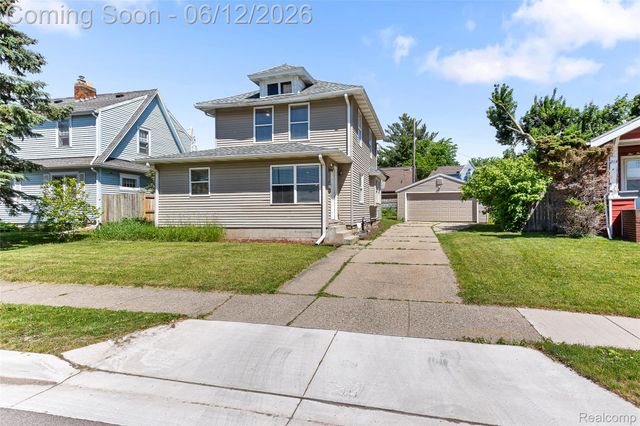 218 W Greenlawn Avenue, Lansing, MI 48910