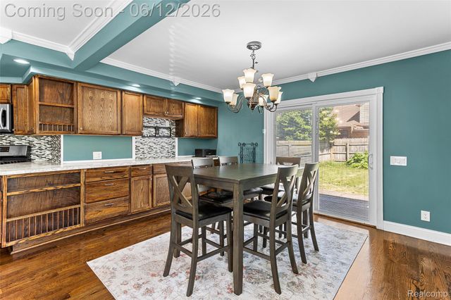 218 W Greenlawn Avenue, Lansing, MI 48910