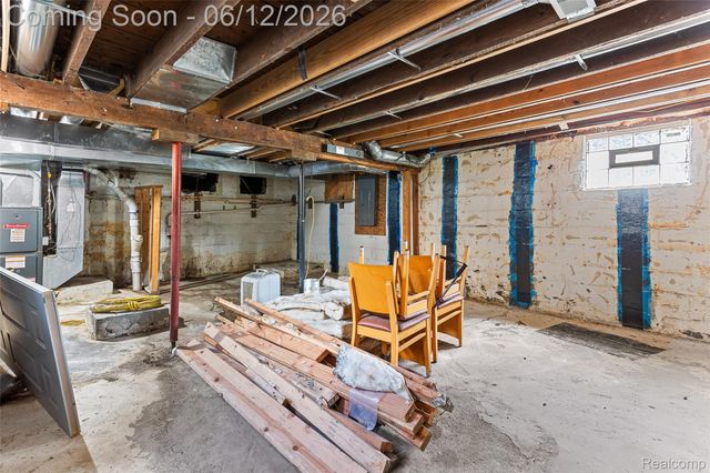 218 W Greenlawn Avenue, Lansing, MI 48910