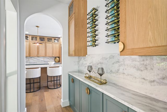 5705 Bent Oak Place, Dallas, TX 75248