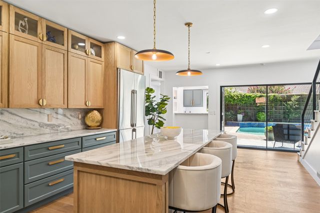 5705 Bent Oak Place, Dallas, TX 75248