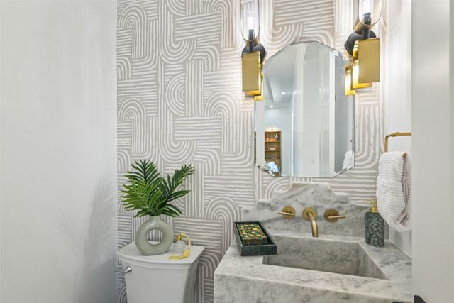 5705 Bent Oak Place, Dallas, TX 75248