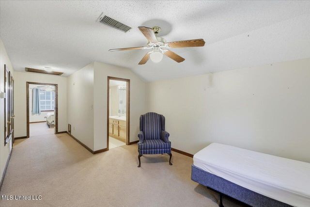 105 Burnt Leaf Way, Clinton, MS 39056