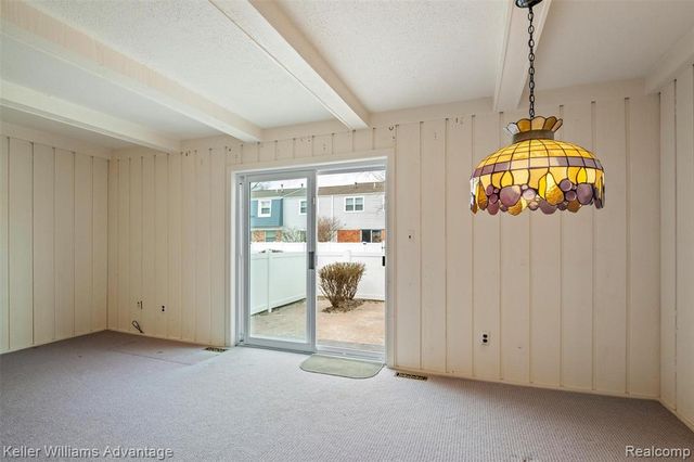 24461 Olde Orchard Street, Novi, MI 48375