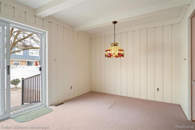 24461 Olde Orchard Street, Novi, MI 48375