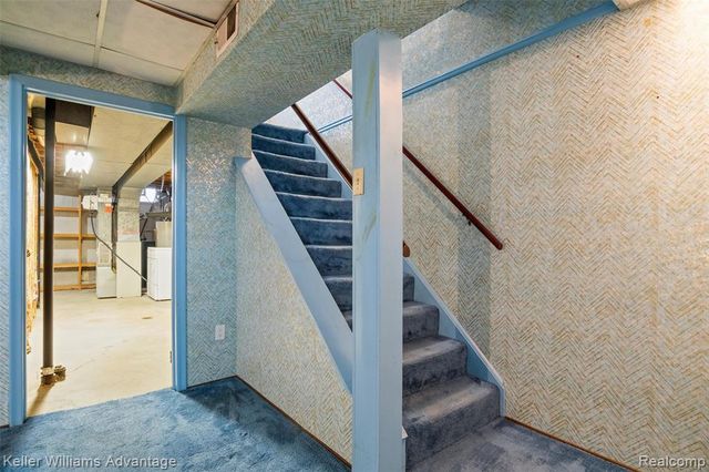 24461 Olde Orchard Street, Novi, MI 48375