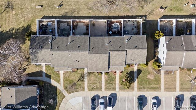 24461 Olde Orchard Street, Novi, MI 48375