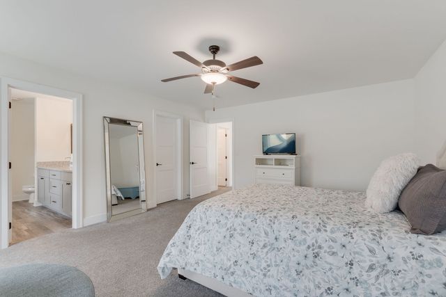25224 W Town Center Circle, Channahon, IL 60410