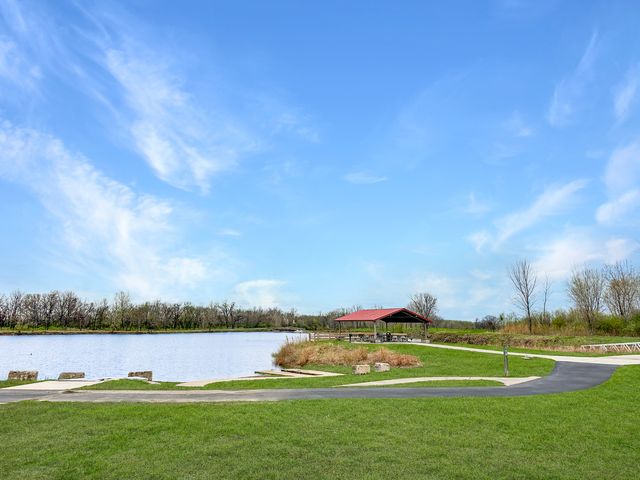 25224 W Town Center Circle, Channahon, IL 60410