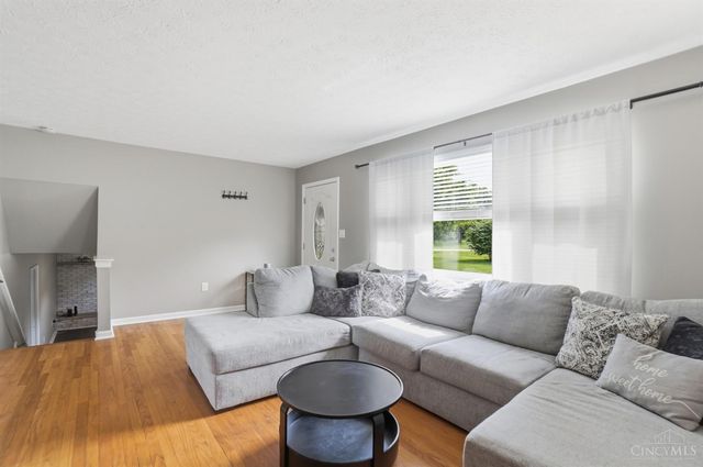 9537 Crestfield Drive, West Chester, OH 45069