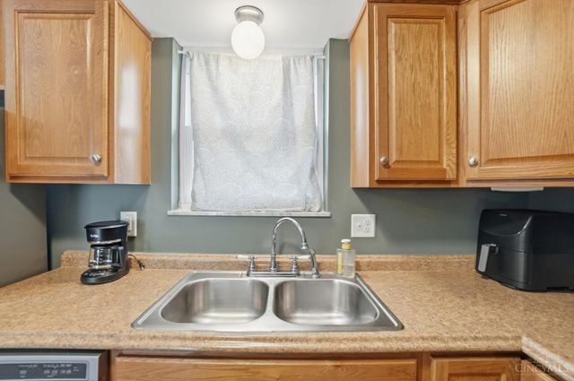 9537 Crestfield Drive, West Chester, OH 45069