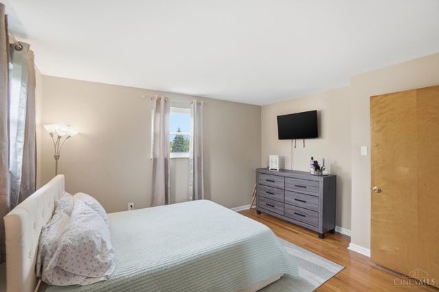 9537 Crestfield Drive, West Chester, OH 45069