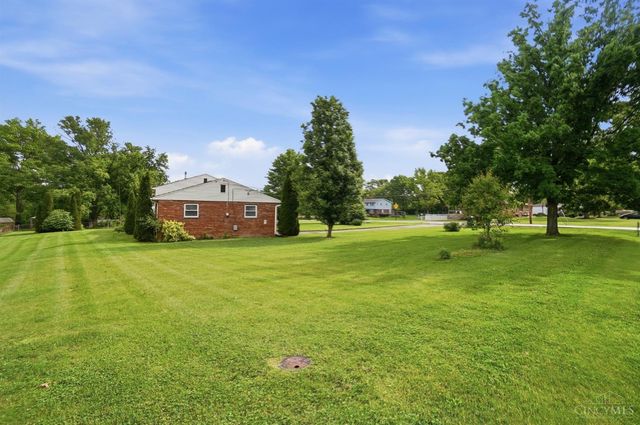9537 Crestfield Drive, West Chester, OH 45069