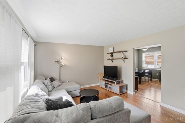 9537 Crestfield Drive, West Chester, OH 45069