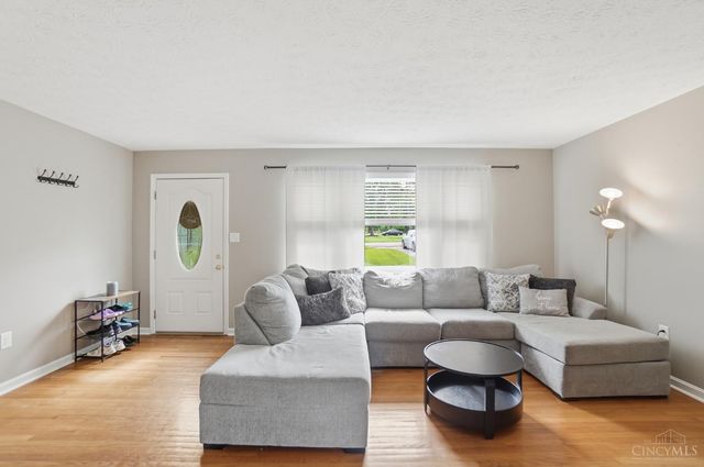 9537 Crestfield Drive, West Chester, OH 45069