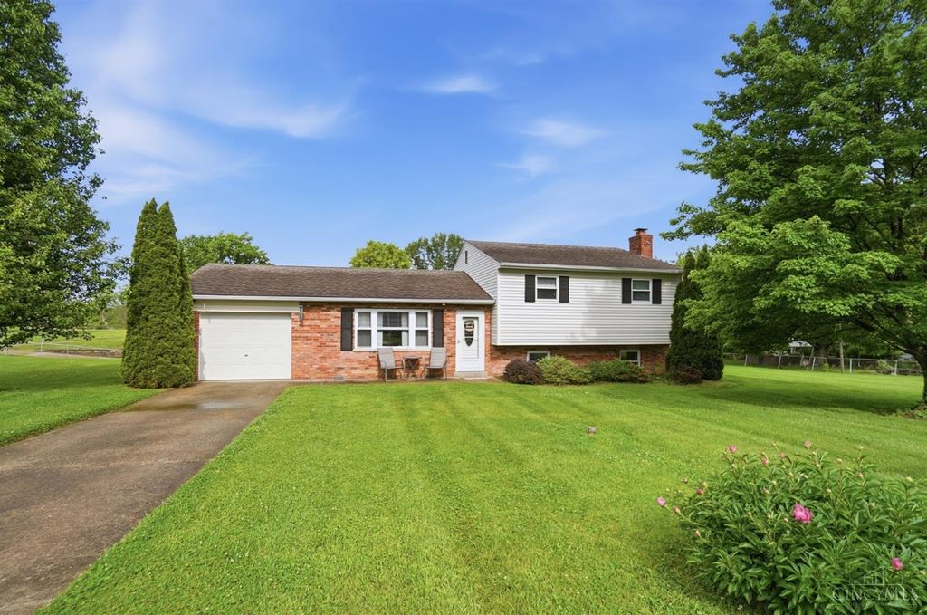 9537 Crestfield Drive, West Chester, OH 45069