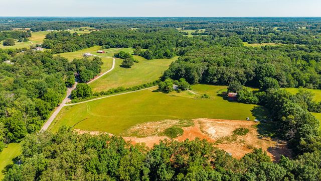 1313 Fowler Ford Rd, Portland, TN 37148