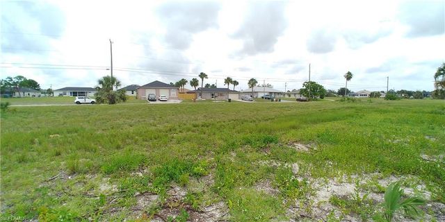 2613 NE 20th PL, Cape Coral, FL 33909
