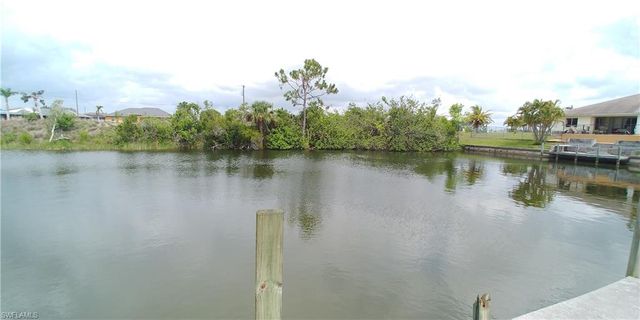 2613 NE 20th PL, Cape Coral, FL 33909