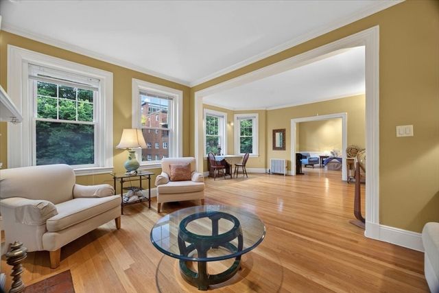 138 Sewall Ave C, Brookline, MA 02446