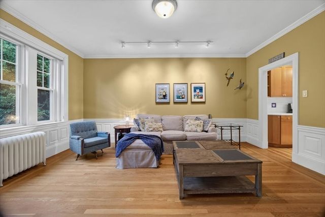 138 Sewall Ave C, Brookline, MA 02446