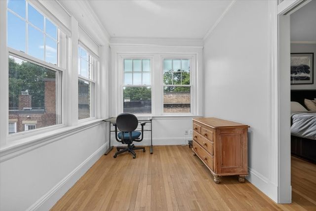 138 Sewall Ave C, Brookline, MA 02446