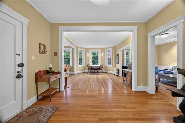 138 Sewall Ave C, Brookline, MA 02446