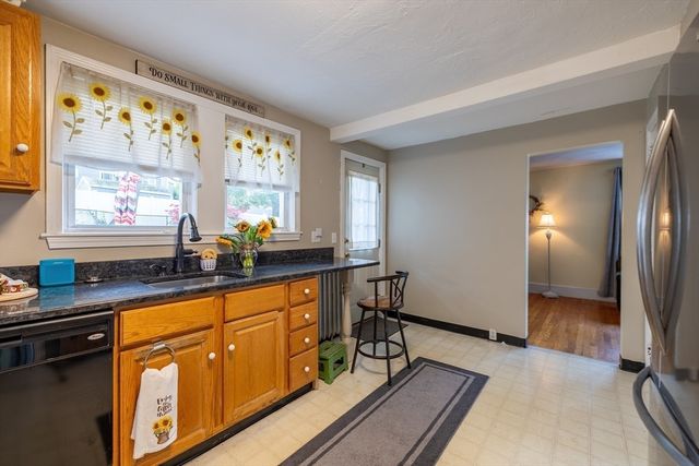 312 Shaw St, Braintree, MA 02184