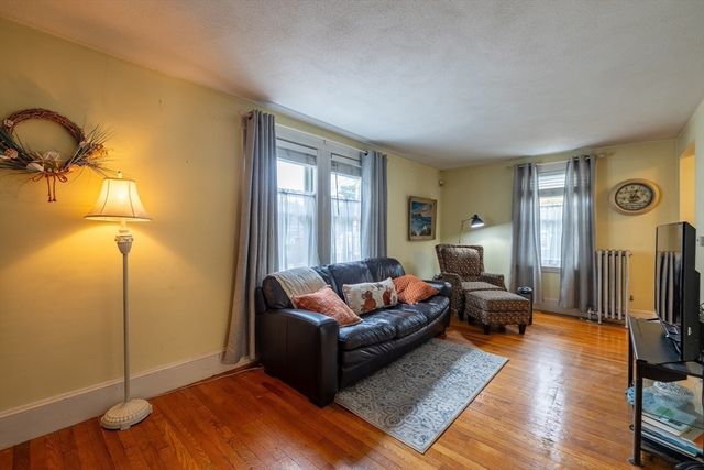 312 Shaw St, Braintree, MA 02184