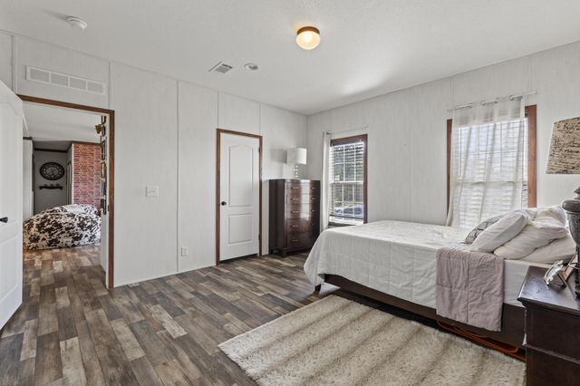 19621 NW 260th Street, Okeechobee, FL 34972