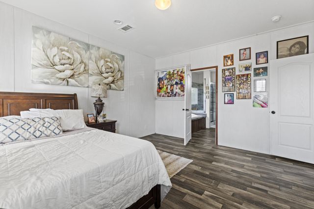 19621 NW 260th Street, Okeechobee, FL 34972