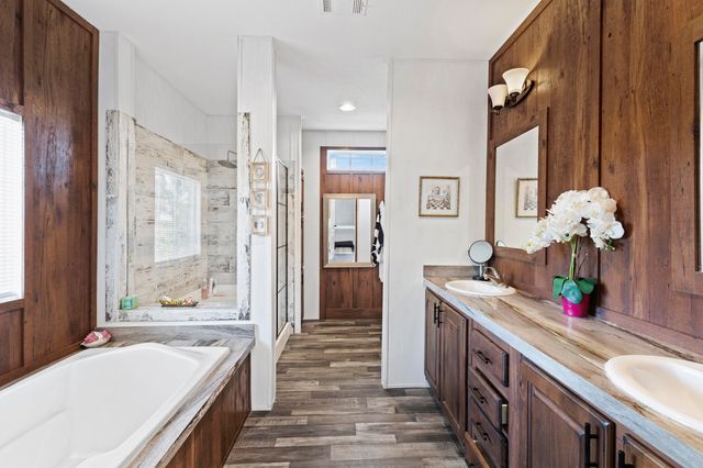 19621 NW 260th Street, Okeechobee, FL 34972