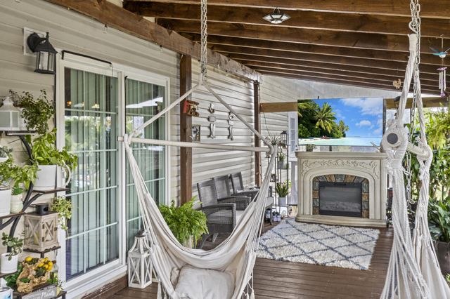 19621 NW 260th Street, Okeechobee, FL 34972