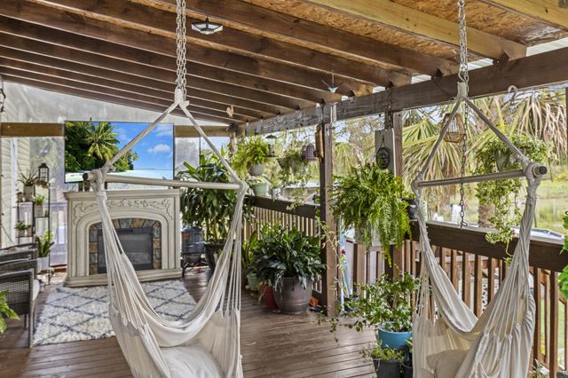 19621 NW 260th Street, Okeechobee, FL 34972