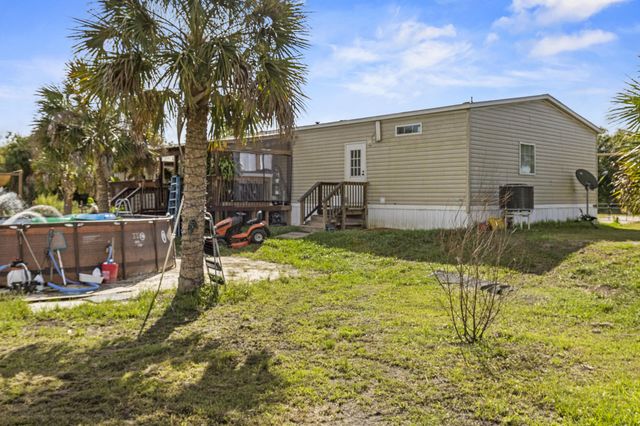 19621 NW 260th Street, Okeechobee, FL 34972